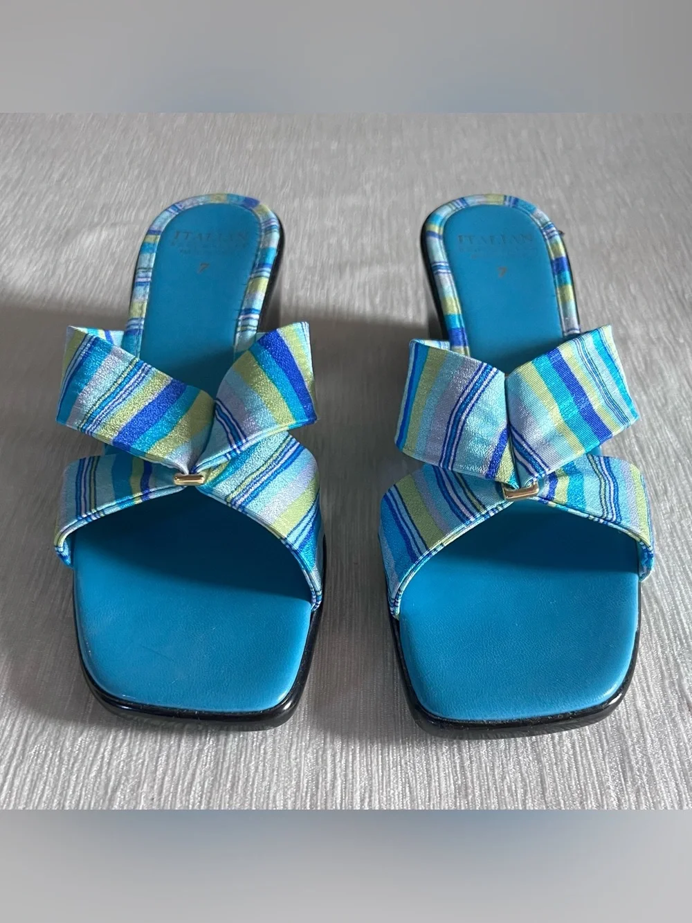 NWOT Italian Shoemakers Teal Striped Bow Wedges Size 7